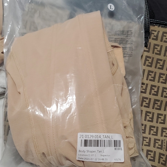 Body Shaper - Picture 6 of 6